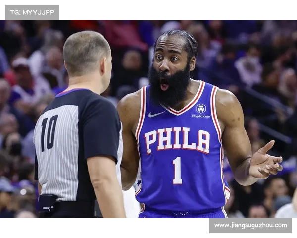 布鲁克林篮网崛起之路新篇章：重建中的挑战与机遇